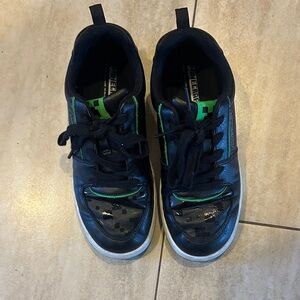 Kids Minecraft sneakers with laces size 3 (kids)